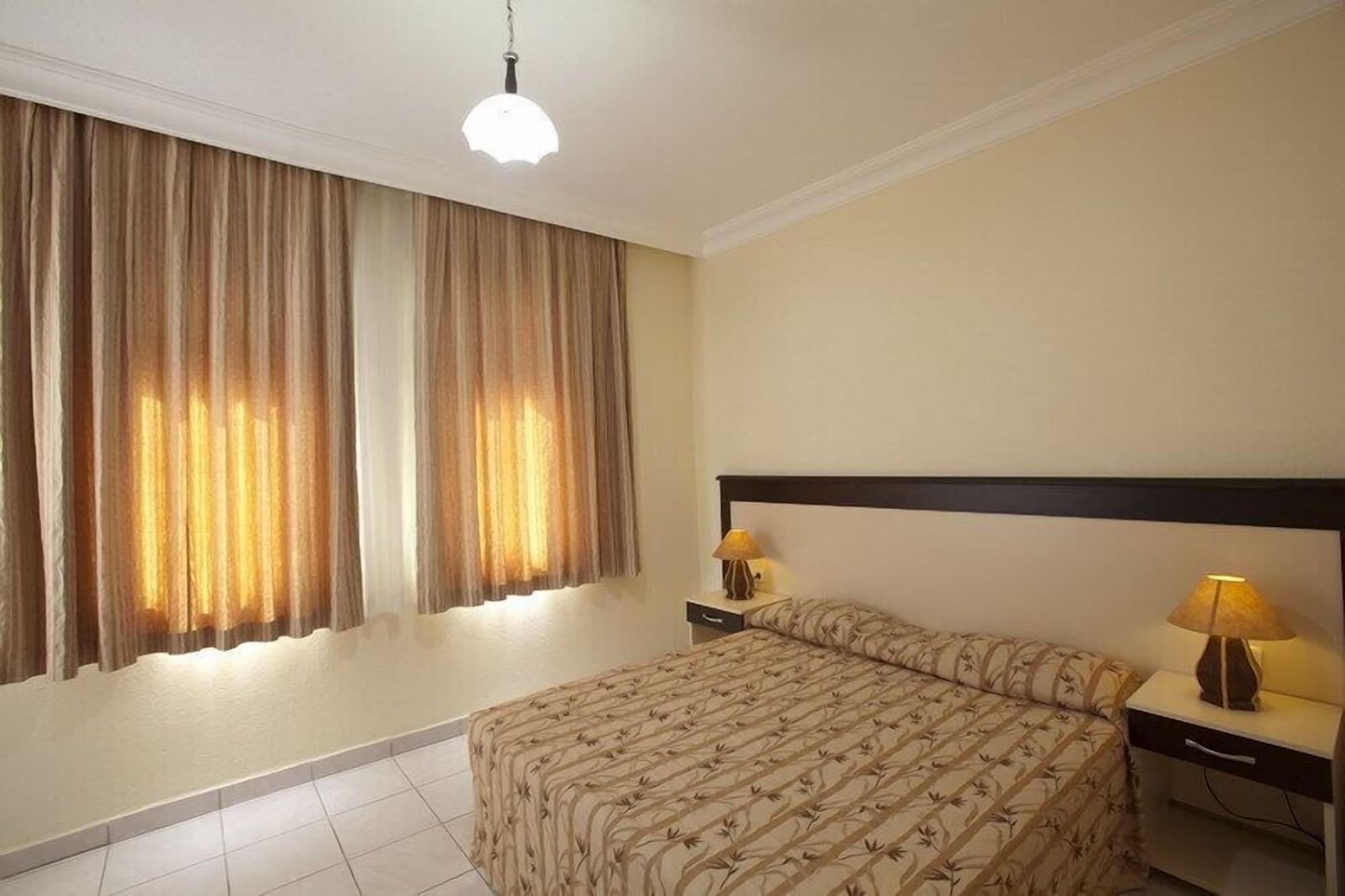 Helios Hotel Сиде Экстерьер фото